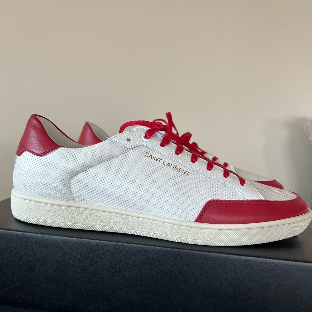 Saint Laurent men’s Court Classic Leather Low-Top Sneakers